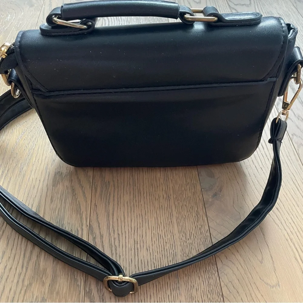 Girls’ Piano Music Notes Black and White Handbag - Picture 3 of 5